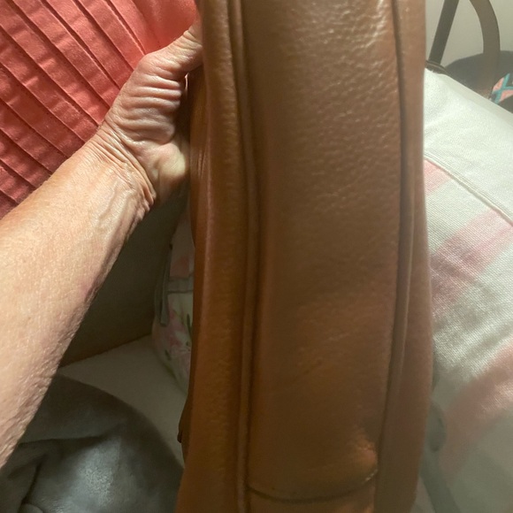 Marc Jacob’s 10x9x3 - Picture 10 of 10